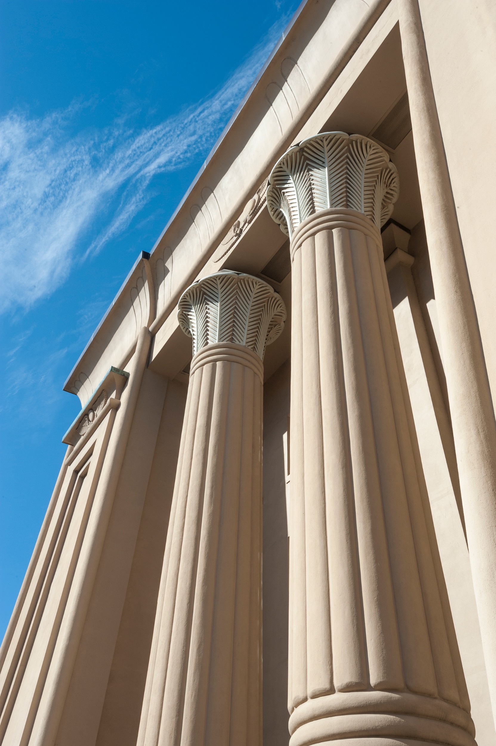 Twenty-three VCU health sciences schools and departments rank in top 50 for NIH research funding among public institutions